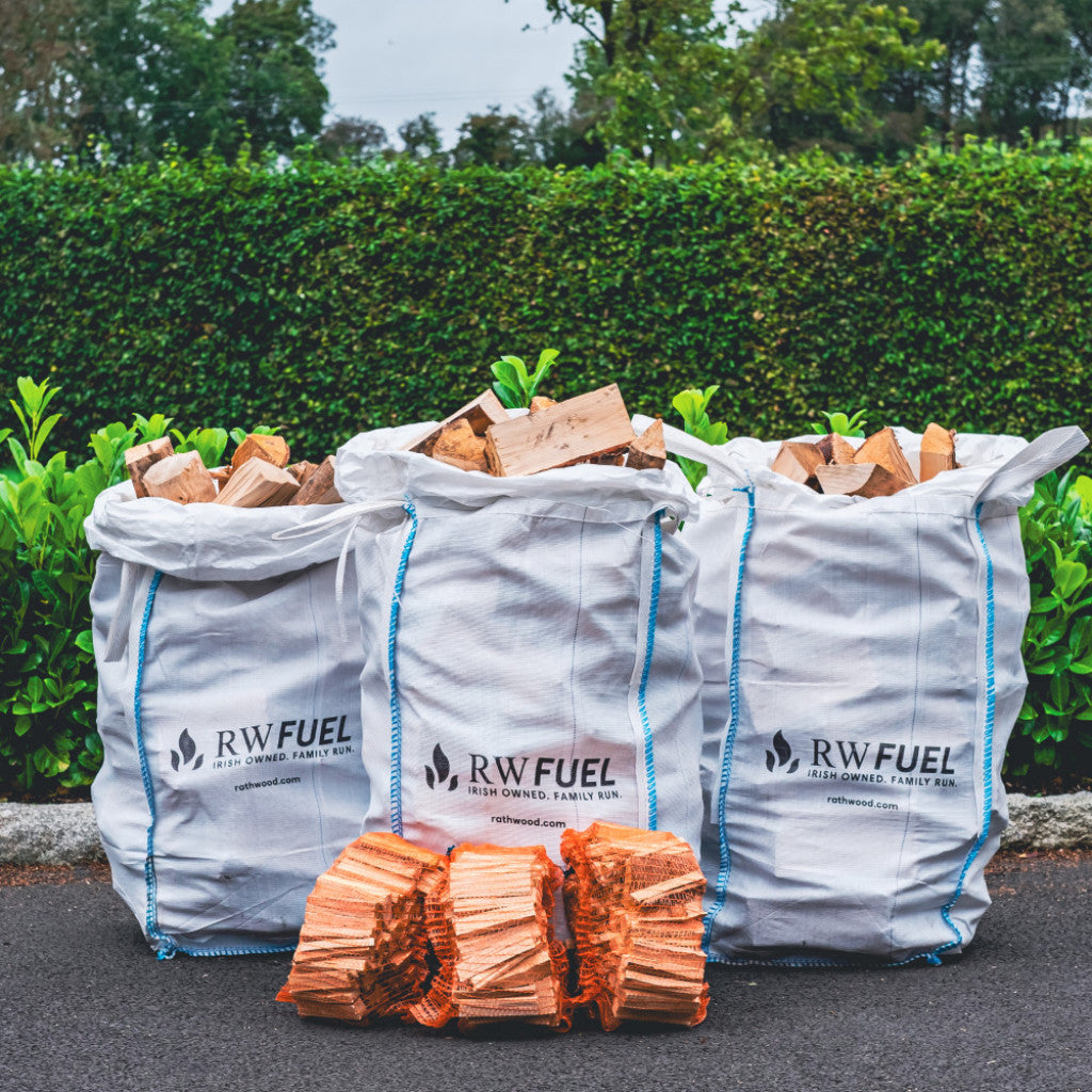 300kg Kiln Dried Oak Trolley Bags with bags of kindling
