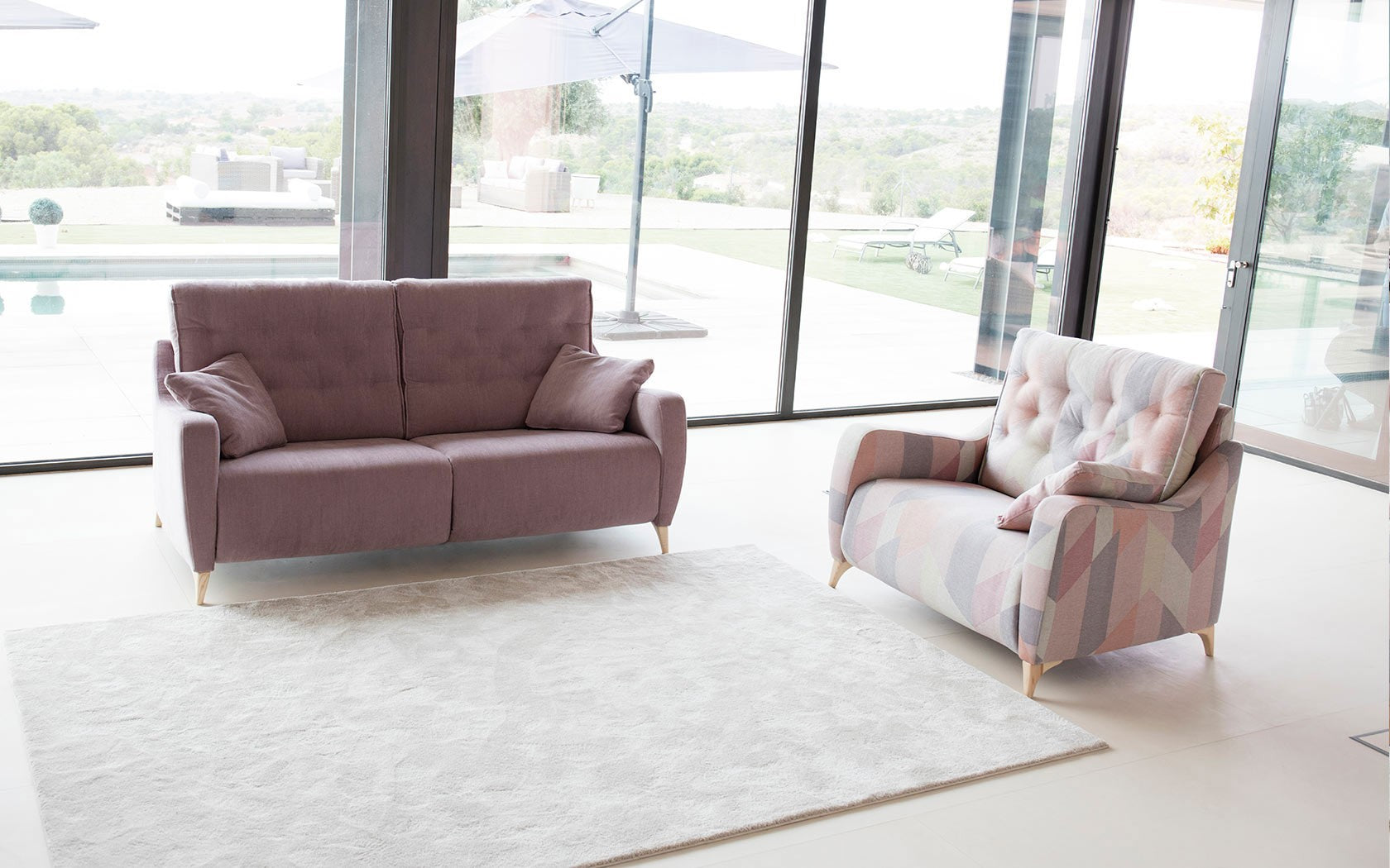FAMA Range at Lowneys Avalon Sofa